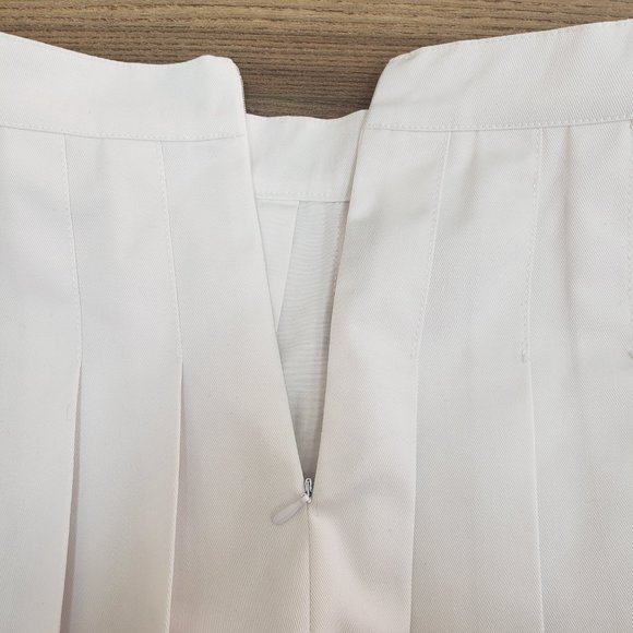 Mamba Jeans White Pleated Skirt - Picture 6 of 9